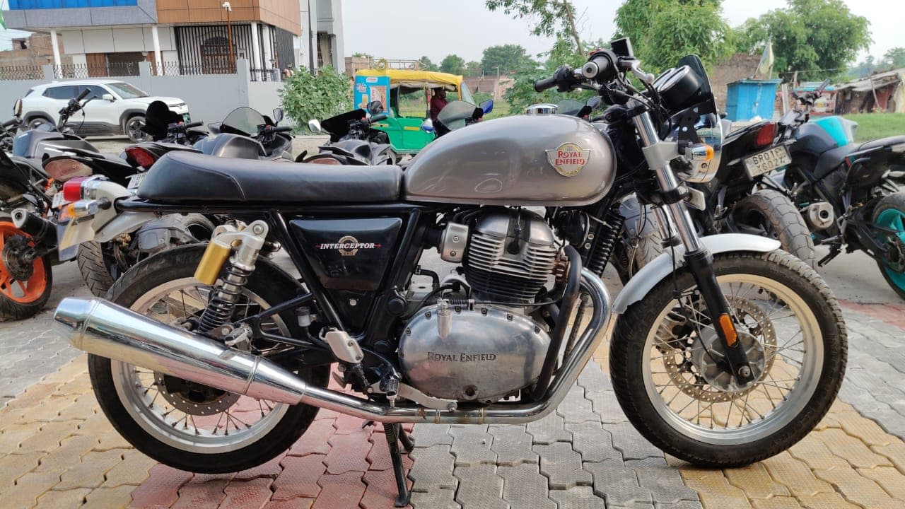 Interceptor 650 4