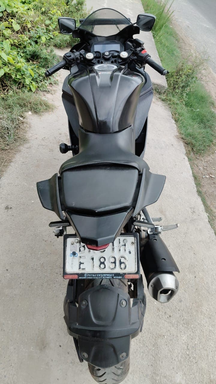 Yamaha YZF-R15 3
