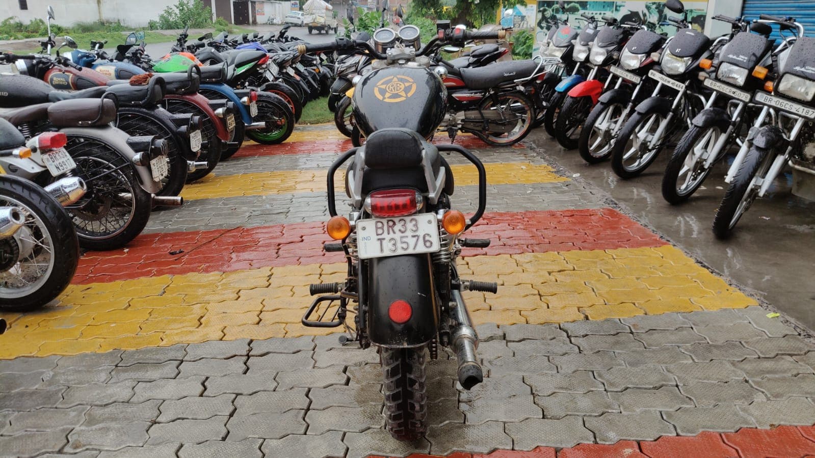 Royal Enfield Thunderbird 350 4