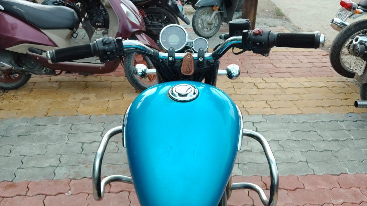 Royal Enfield Meteor 2