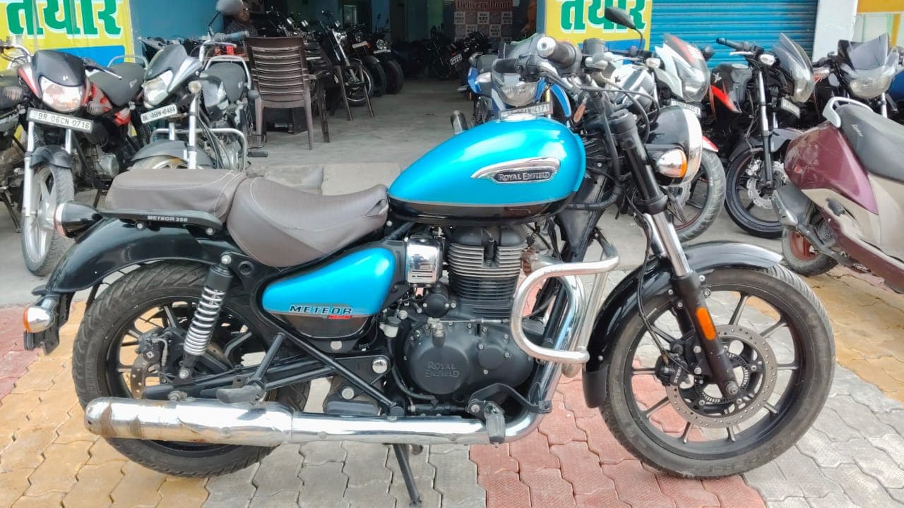 Royal Enfield Meteor 4