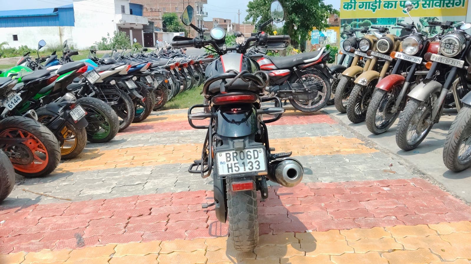 TVS Ronin 2
