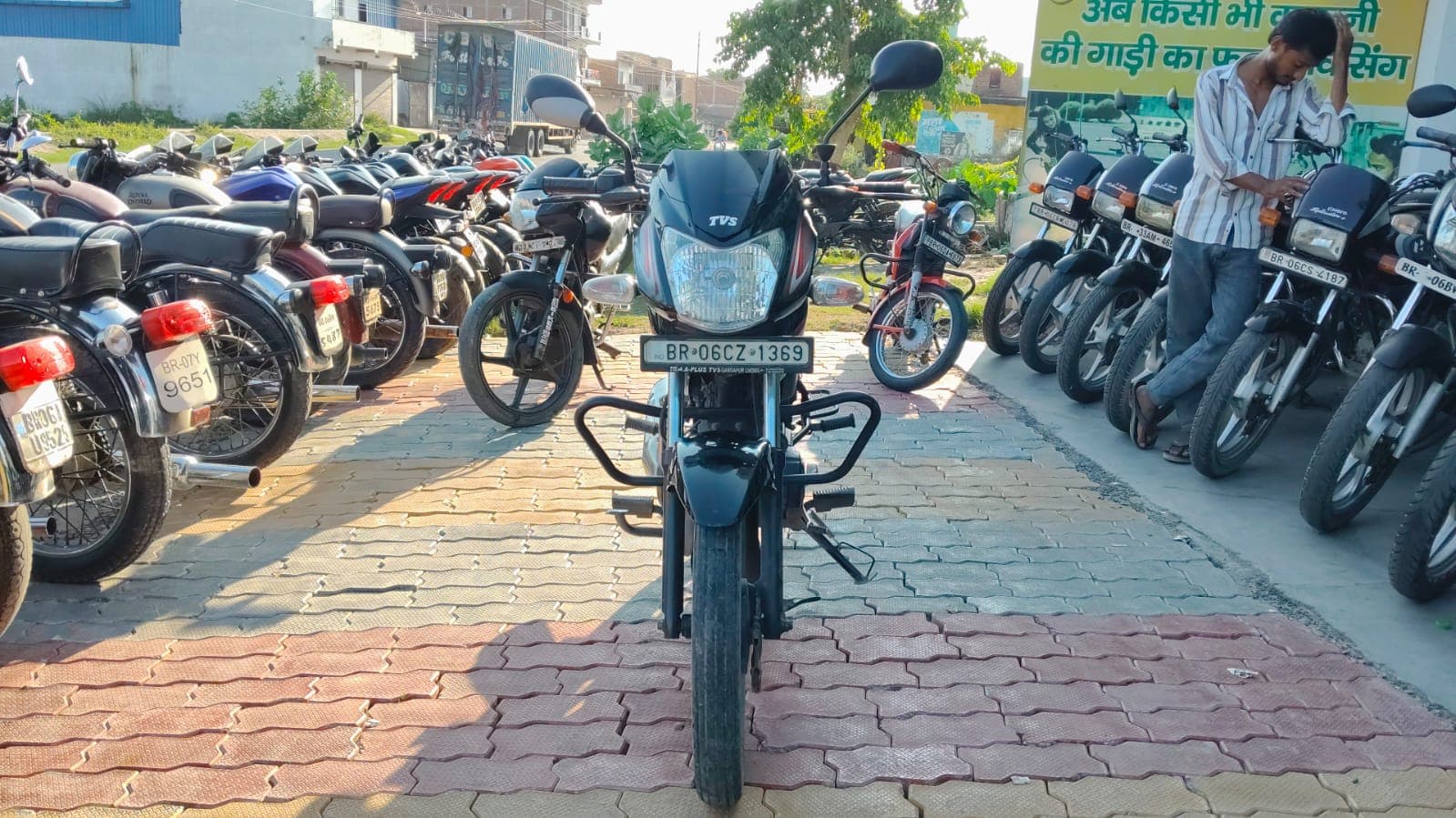 TVS Sport 4