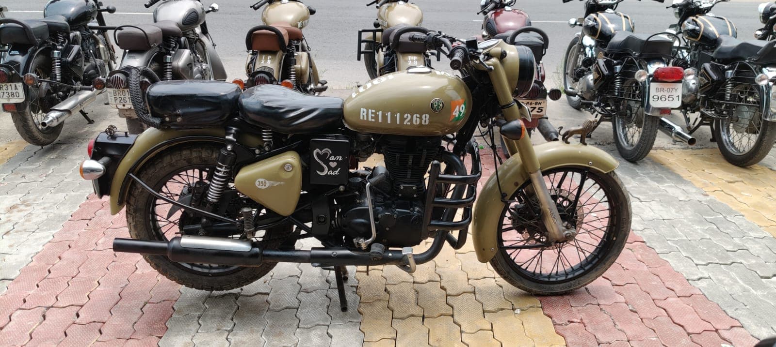 Royal Enfield Bullet 3