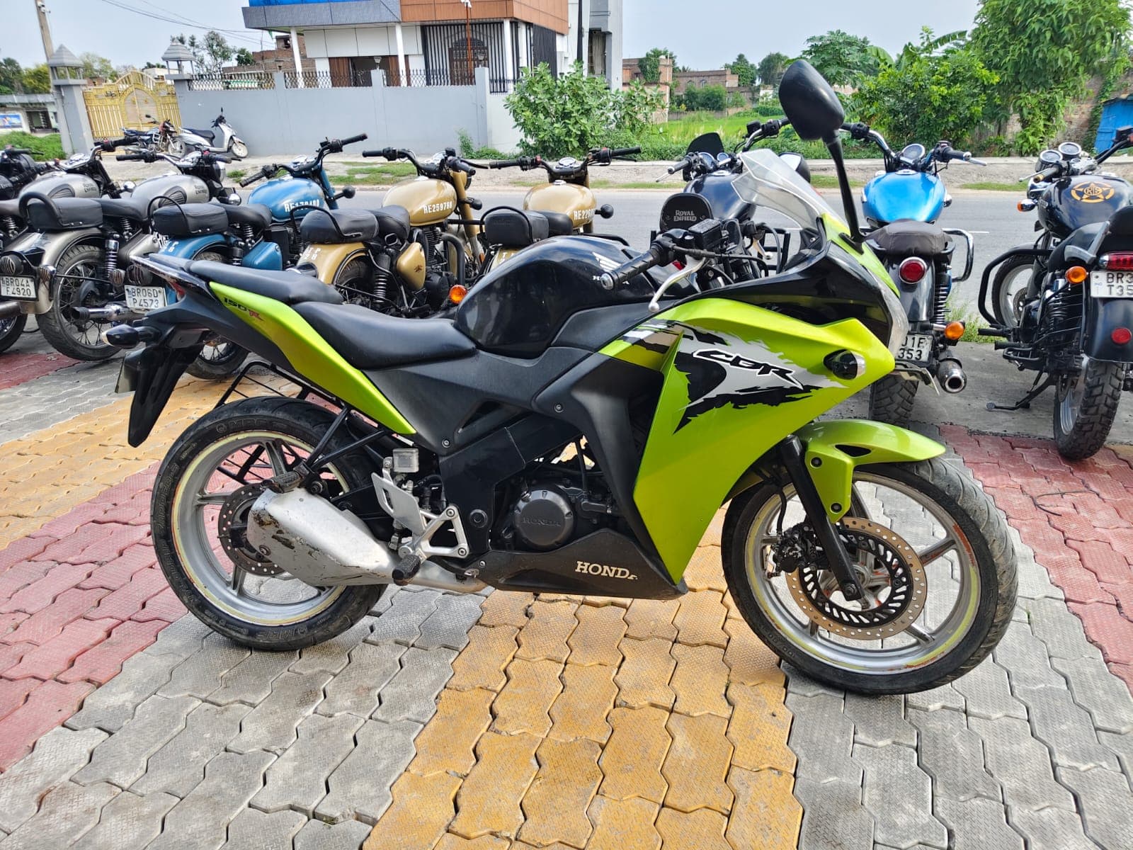 CBR150 3