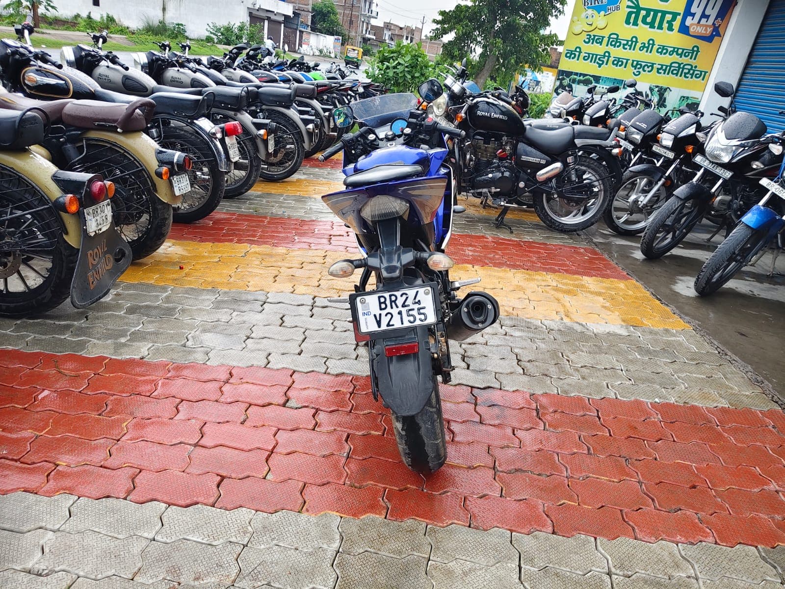 R15 V1 2