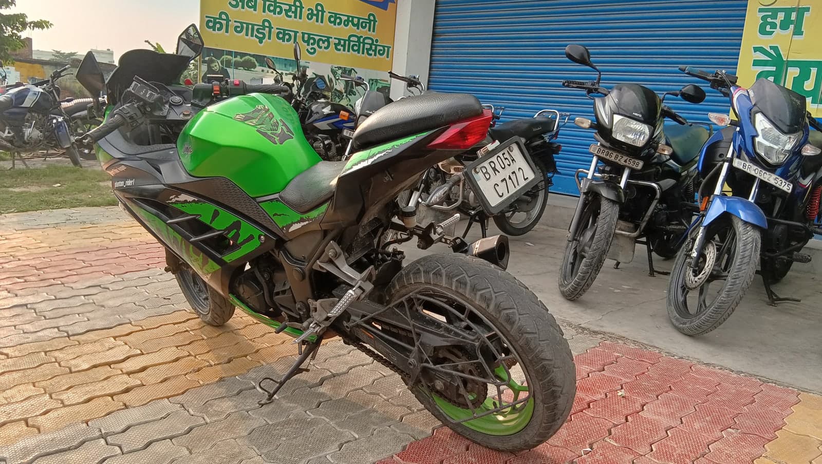 NINJA 300 2