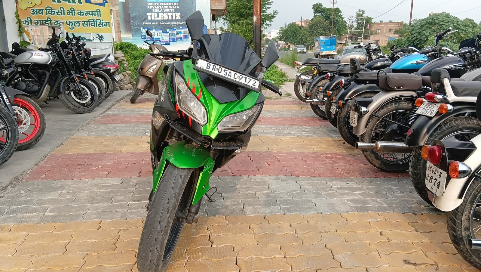 NINJA 300 4