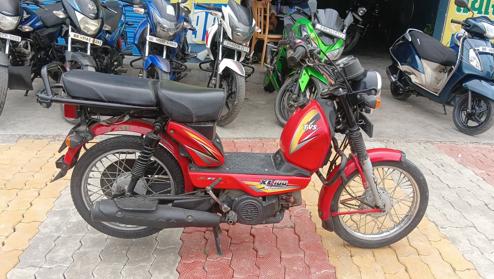 XL 100 4