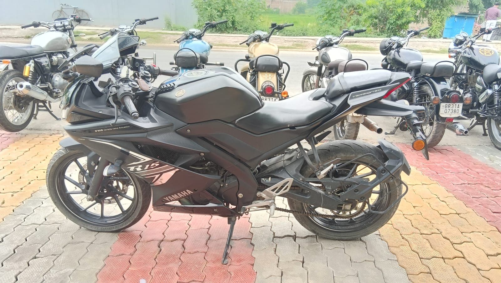 R15 3