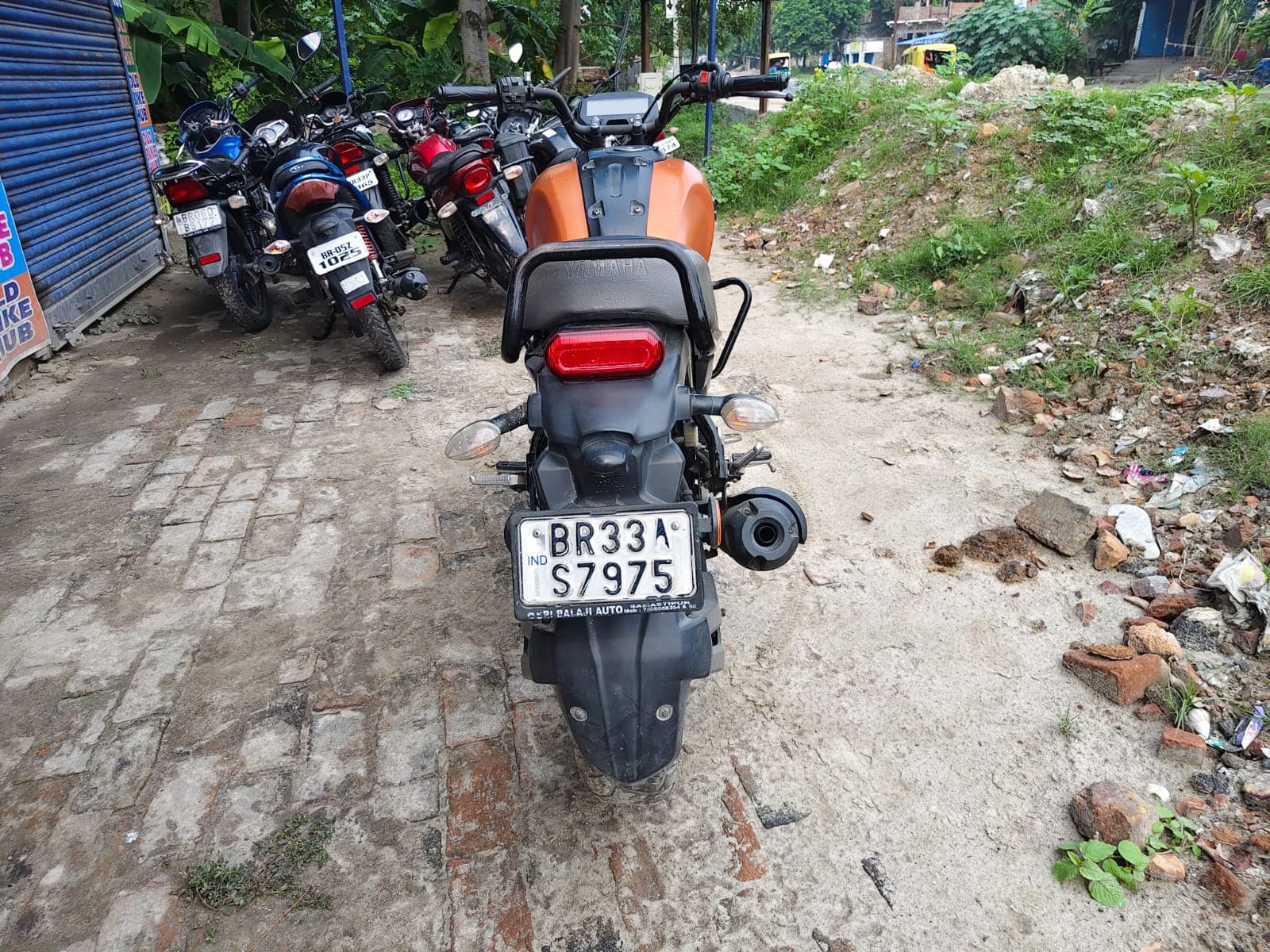 YAMAHA FZX 2