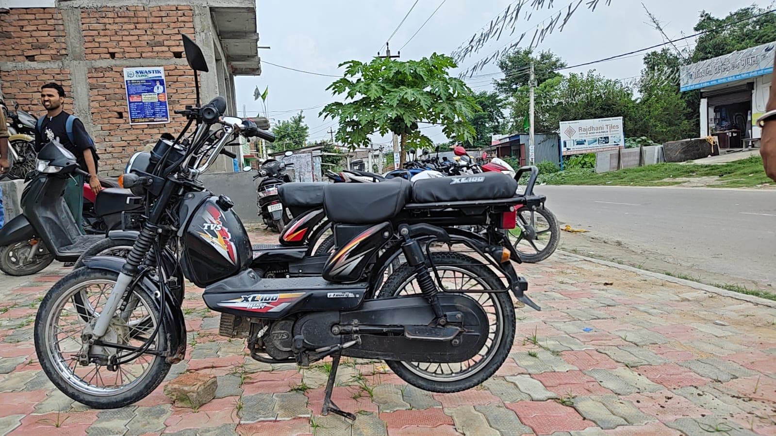 XL100 2