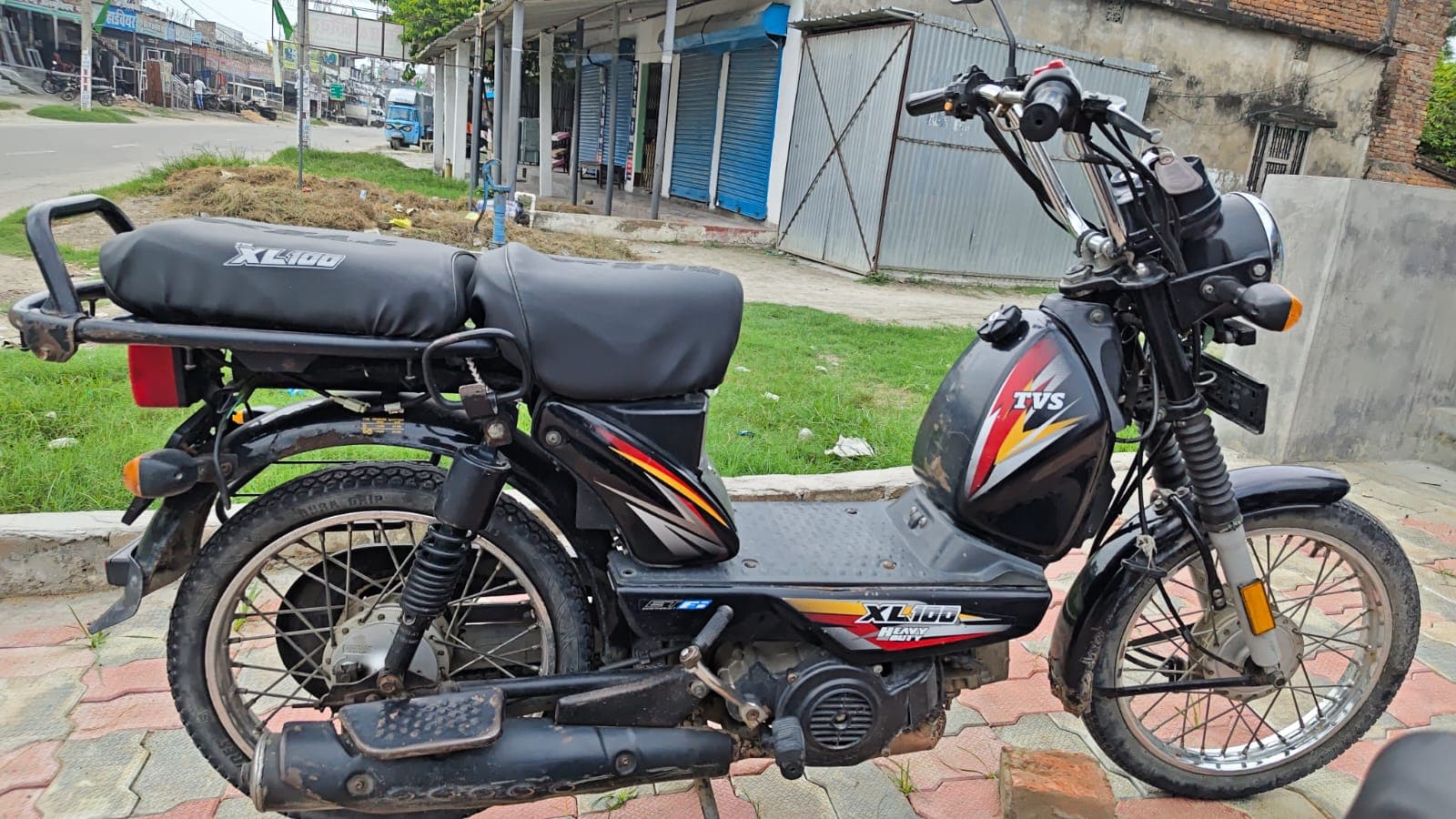 XL100 4