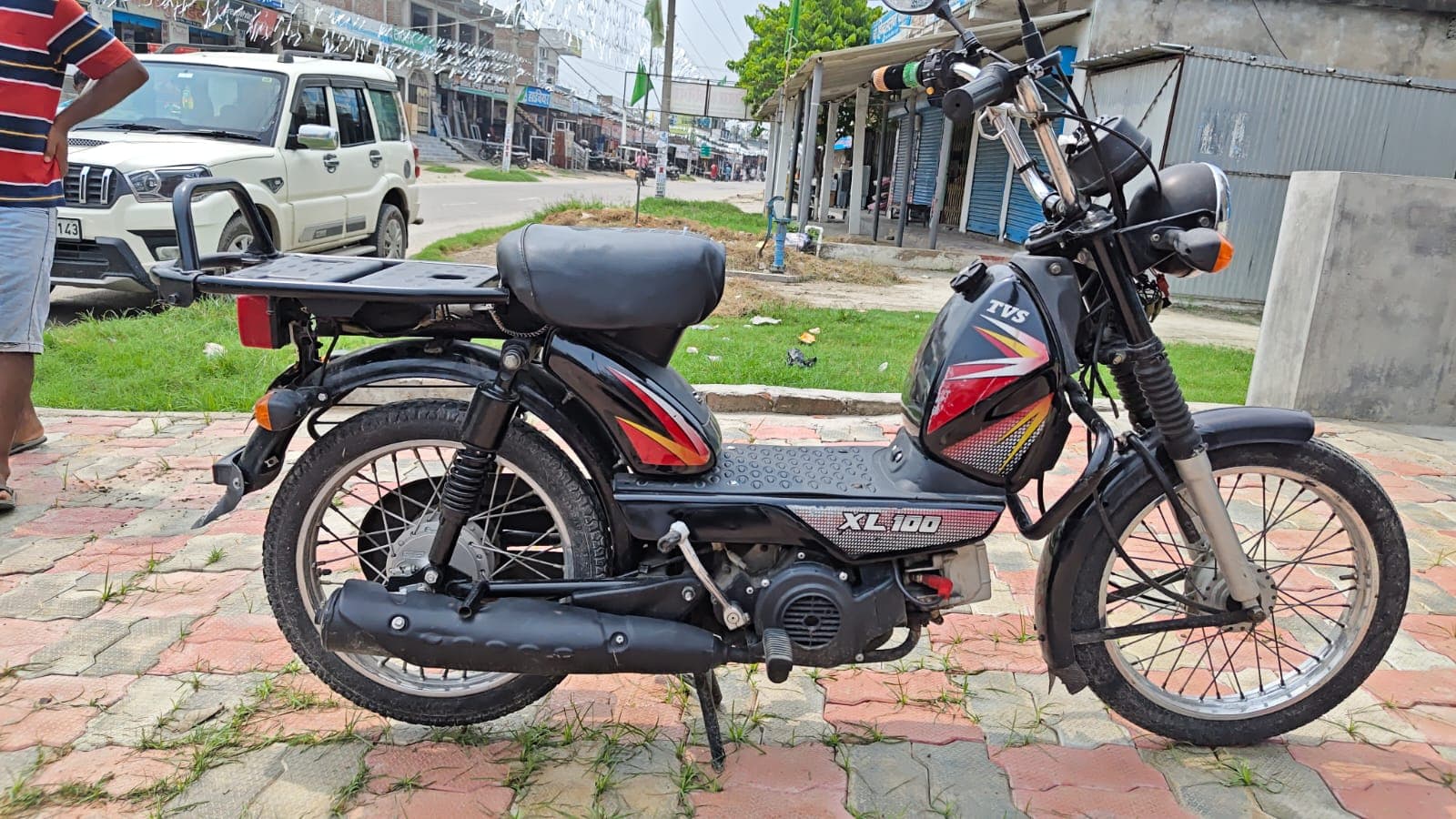 XL100 3
