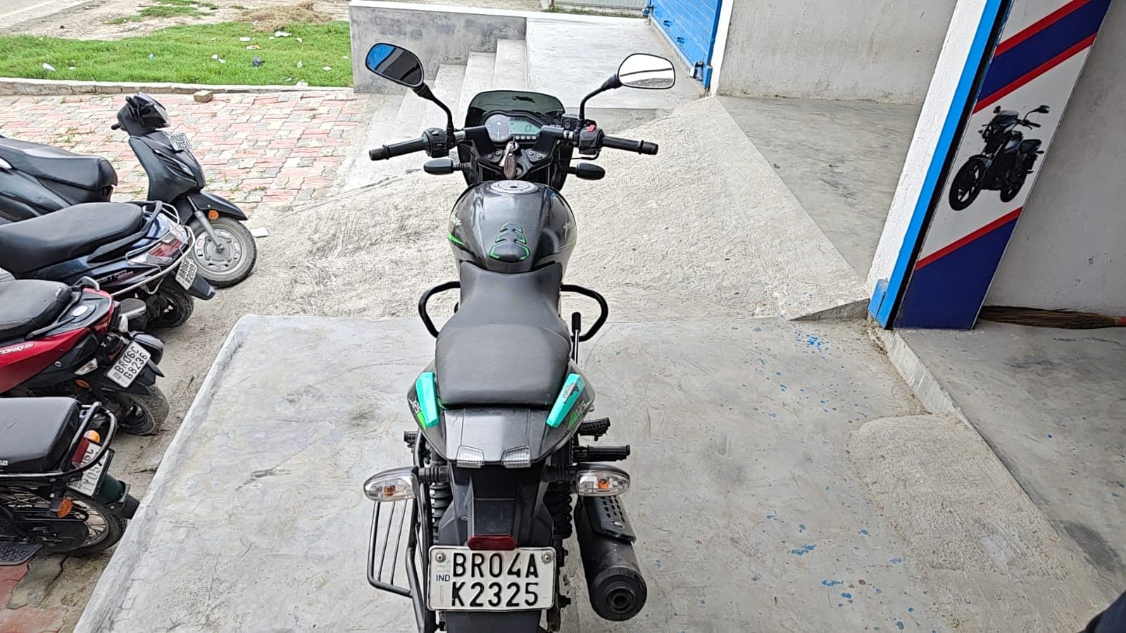 PULSAR 125 2