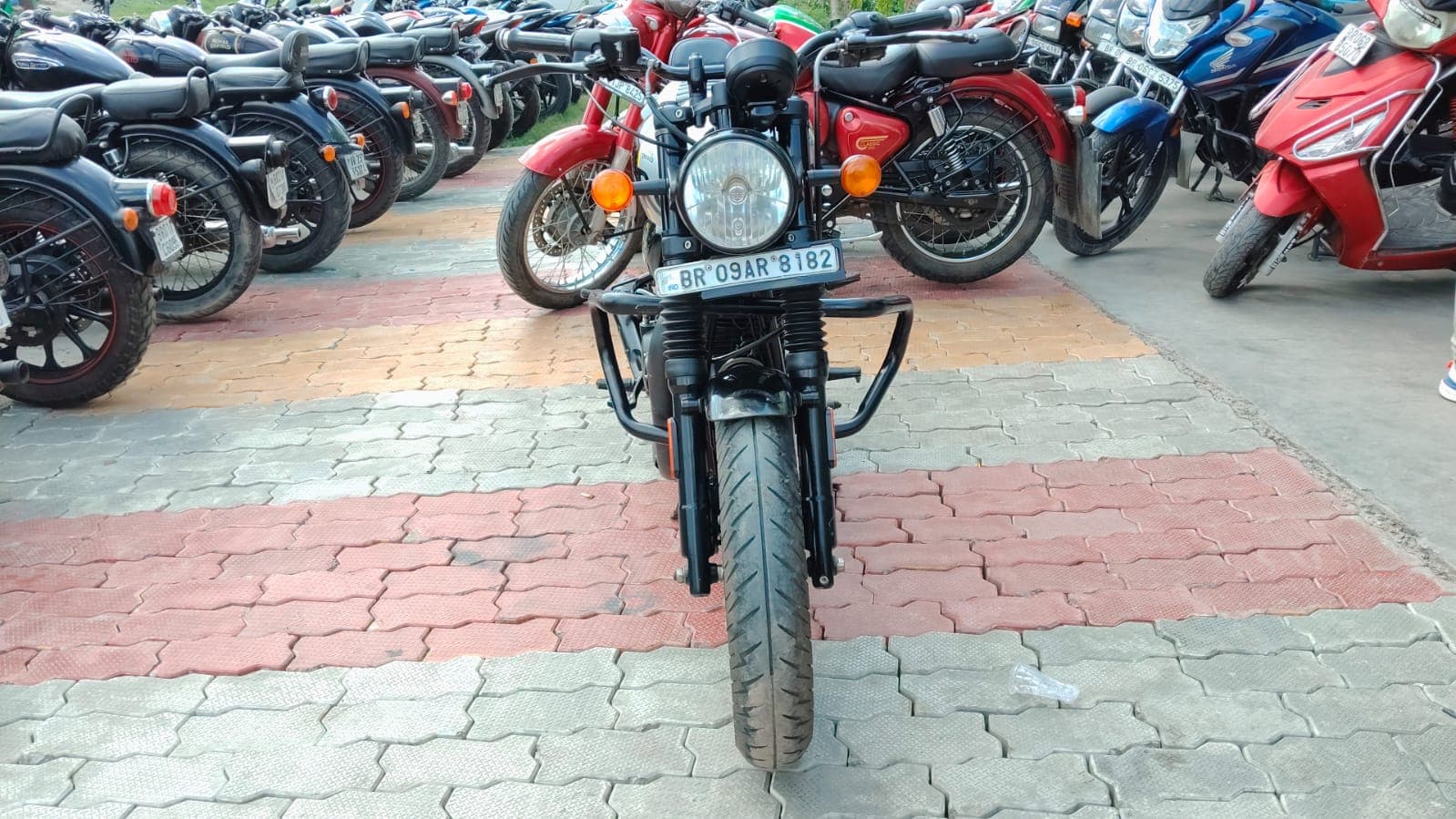 HUNTER 350 2
