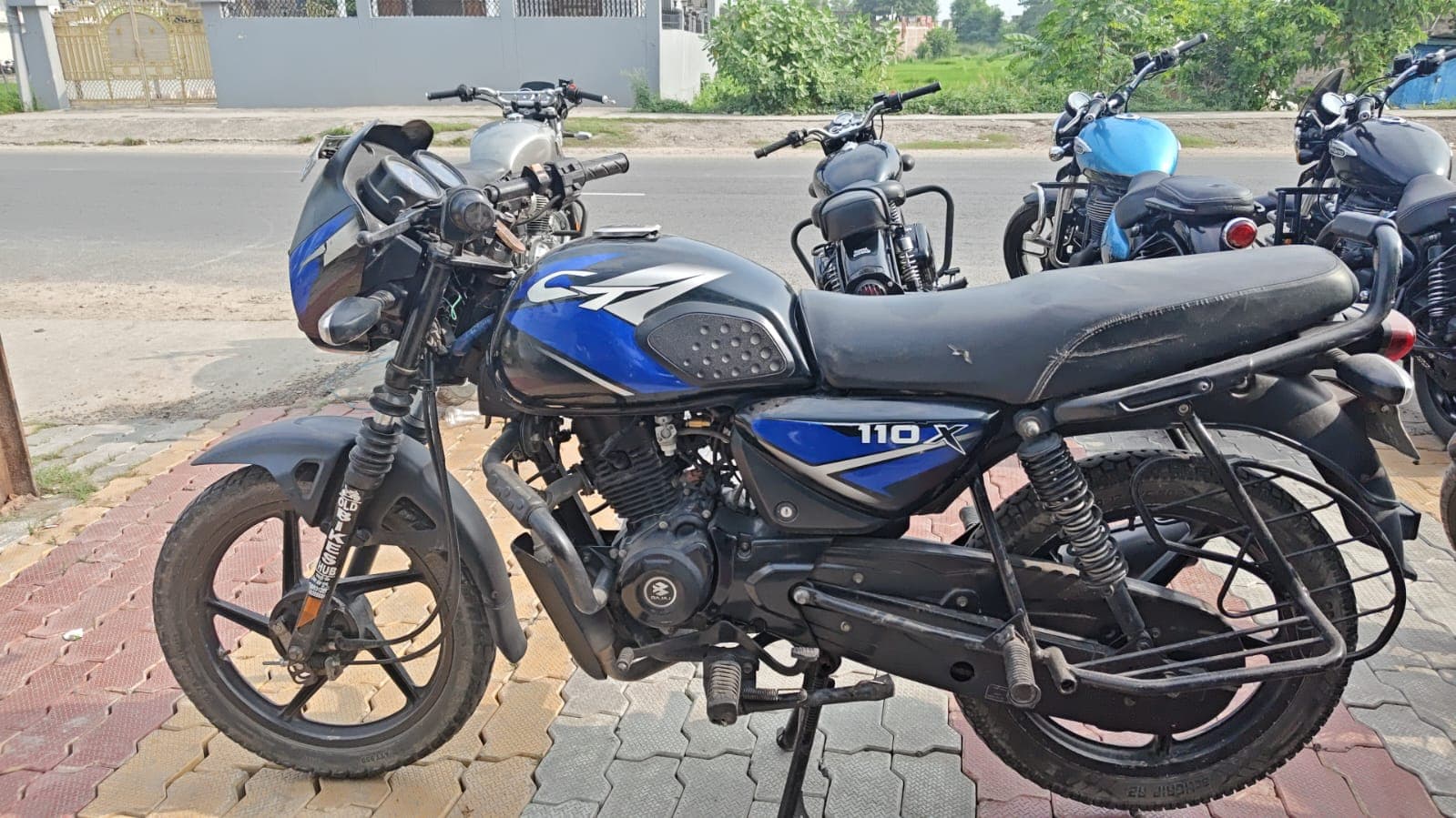Bajaj CT100 2021
