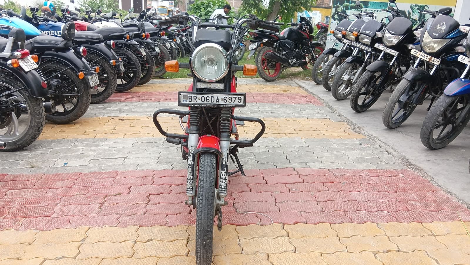TVS XL 100 2022