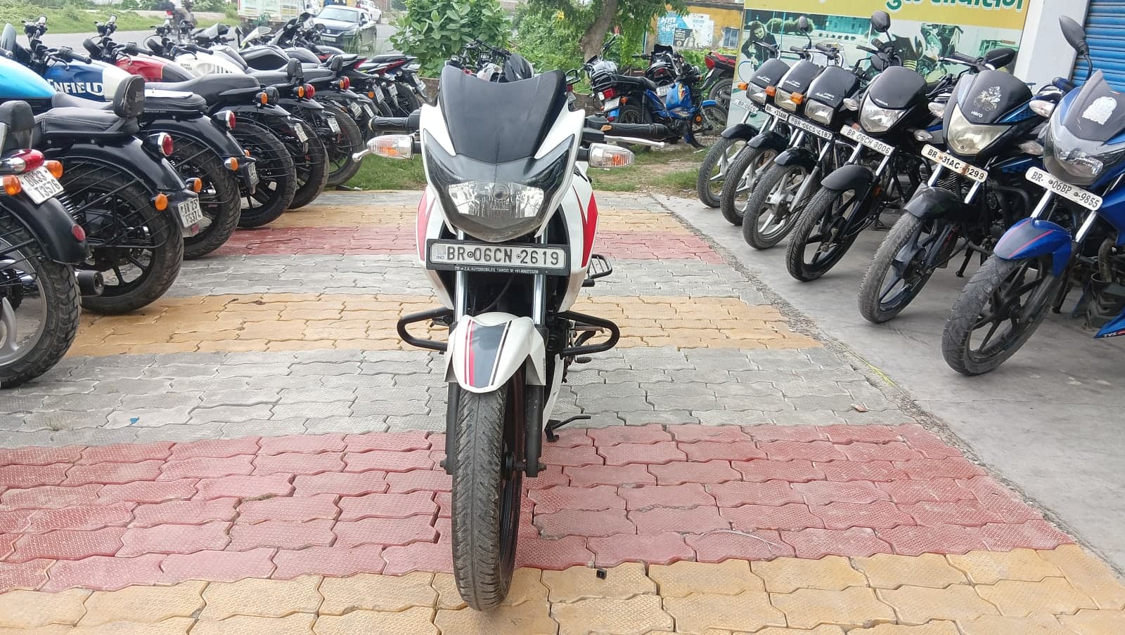 TVS APACHE 2020