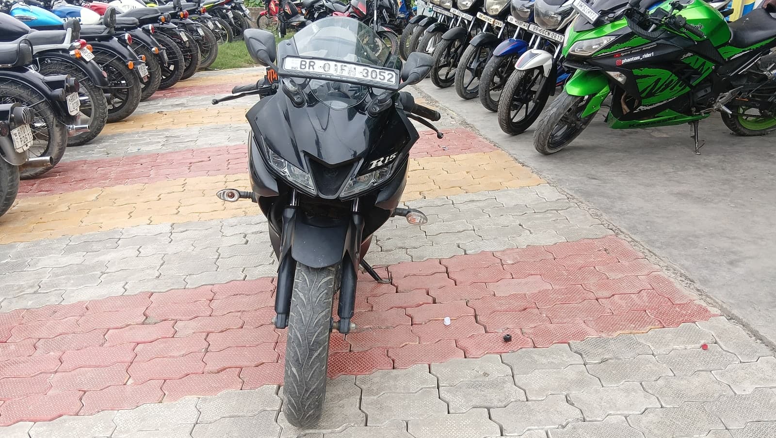 Yamaha R15 2021