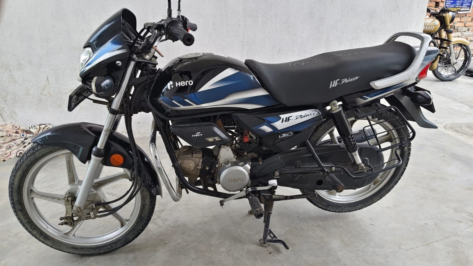 Hero HF Deluxe 2022